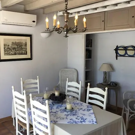 Holiday home La Vigne Cales (Midi-Pyrenees)